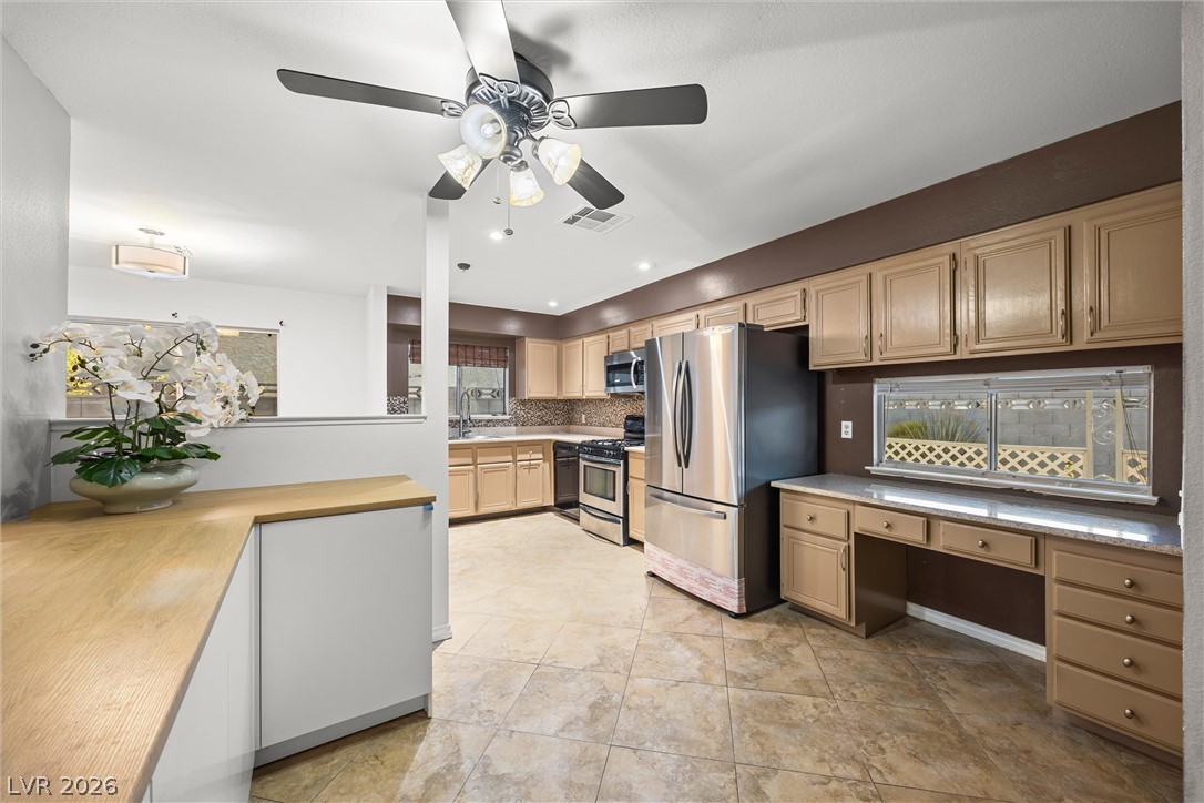 6637 Coastal Breeze Court