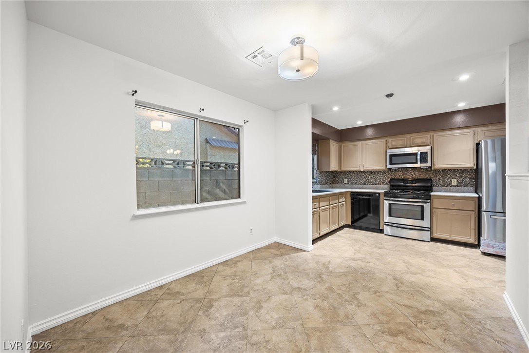 6637 Coastal Breeze Court