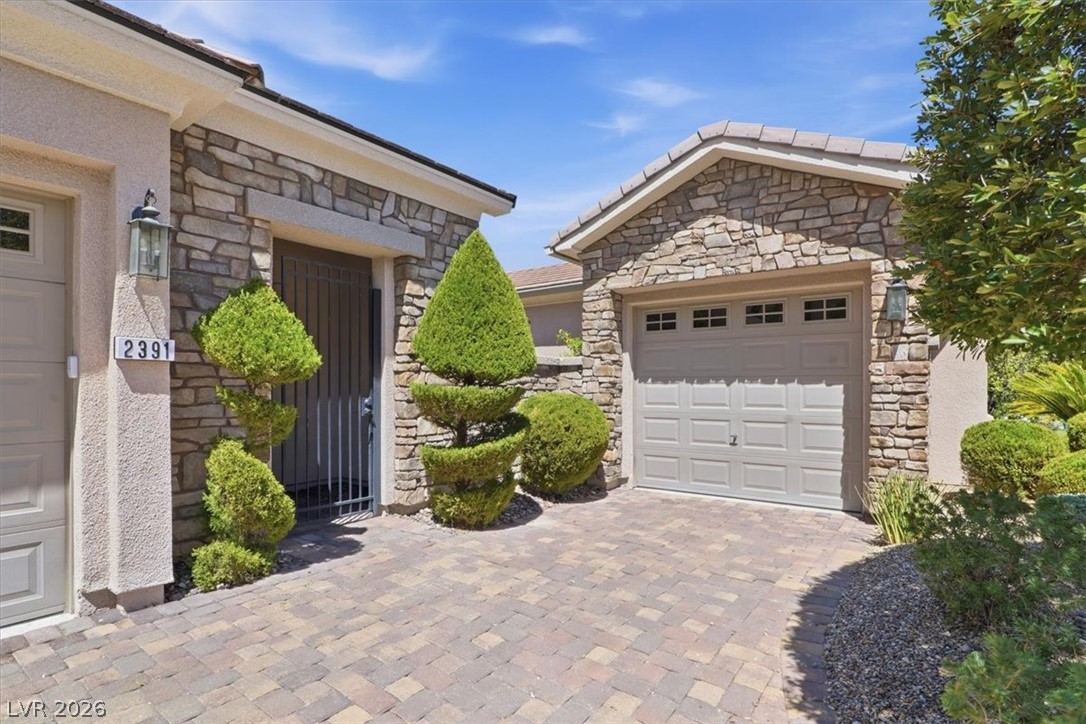 2391 Antrim Irish Drive