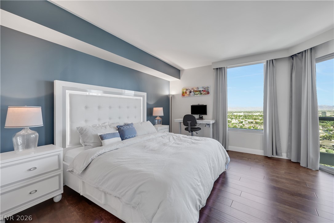 322 Karen Avenue 2105
