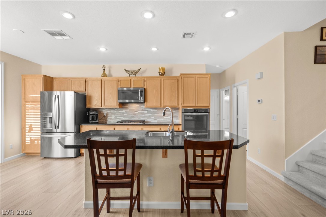 2700 Peekskill Avenue