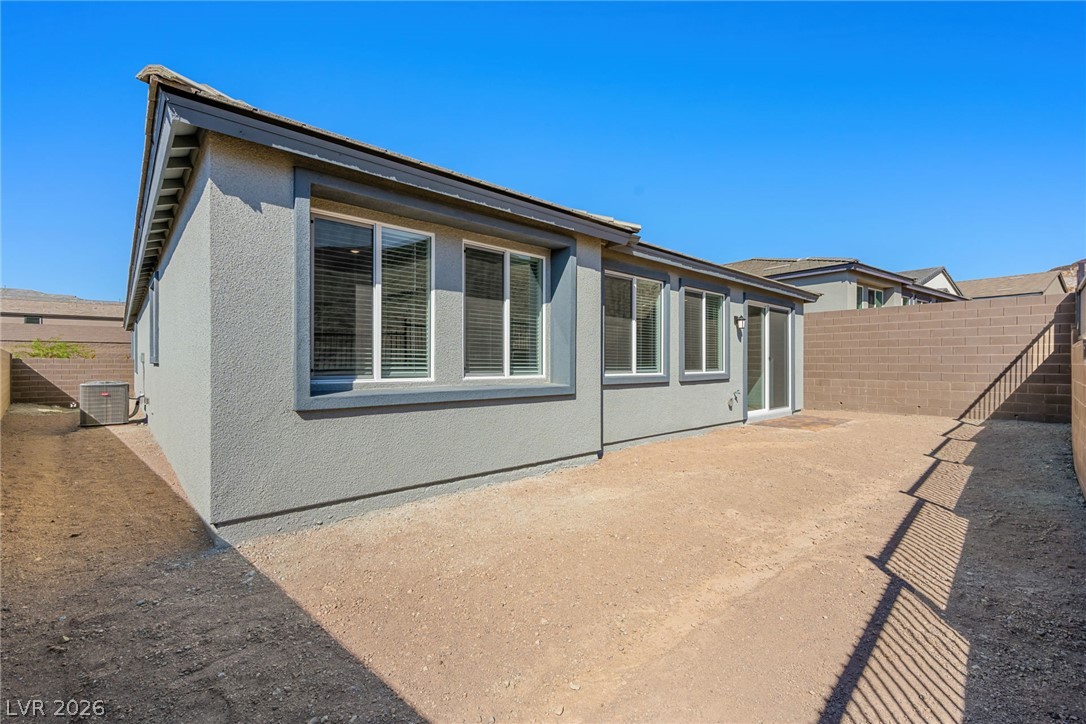 1409 Bianca Falls Drive