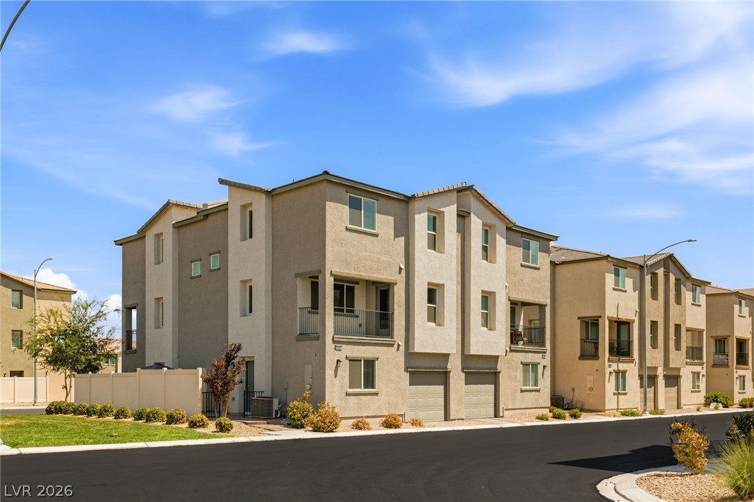 7030 Spicy Merlot Street