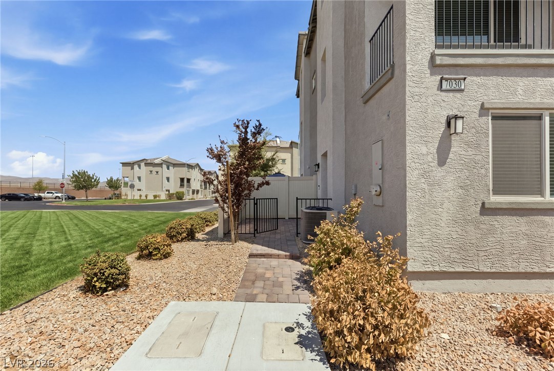 7030 Spicy Merlot Street