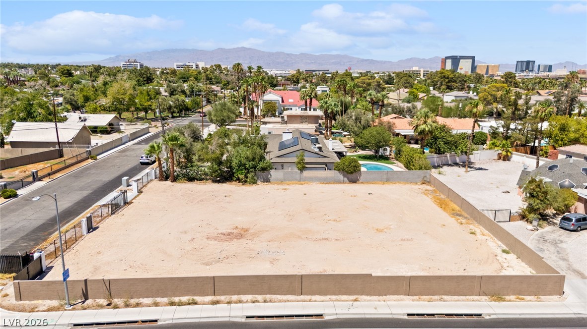 1629 Westwood Drive