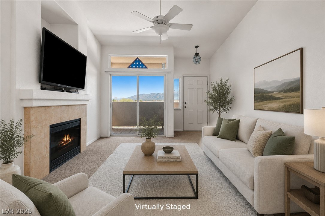 2305 West Horizon Ridge Parkway 2524
