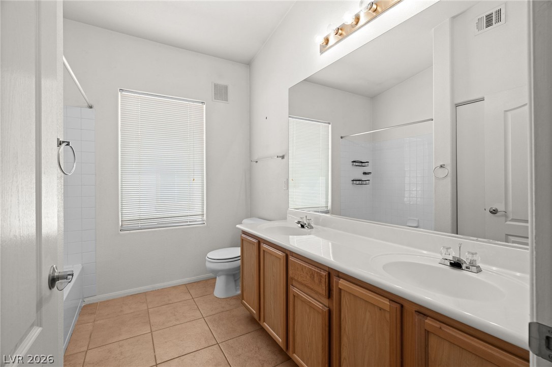 2305 West Horizon Ridge Parkway 2524