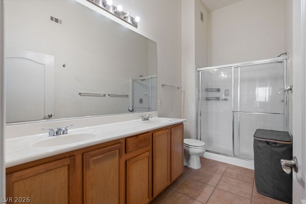 2305 West Horizon Ridge Parkway 2524