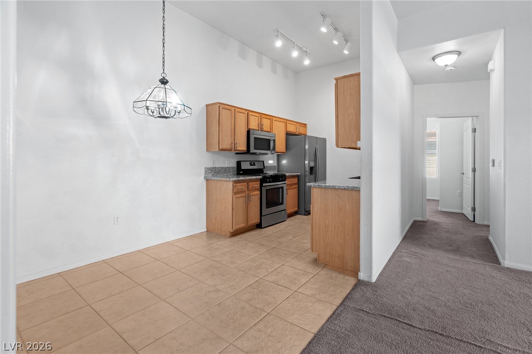 2305 West Horizon Ridge Parkway 2524