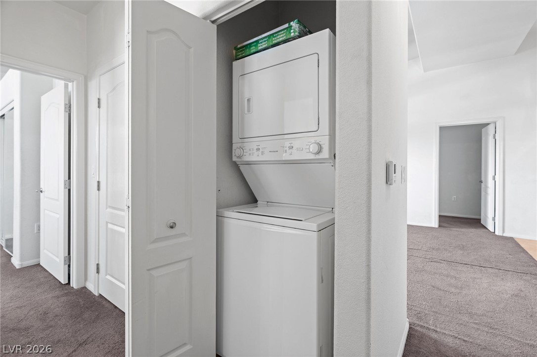 2305 West Horizon Ridge Parkway 2524