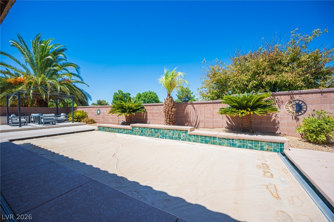 5290 La Terra Avenue