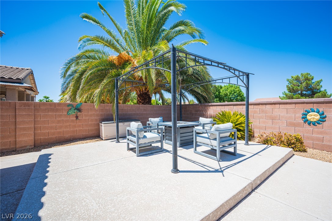 5290 La Terra Avenue