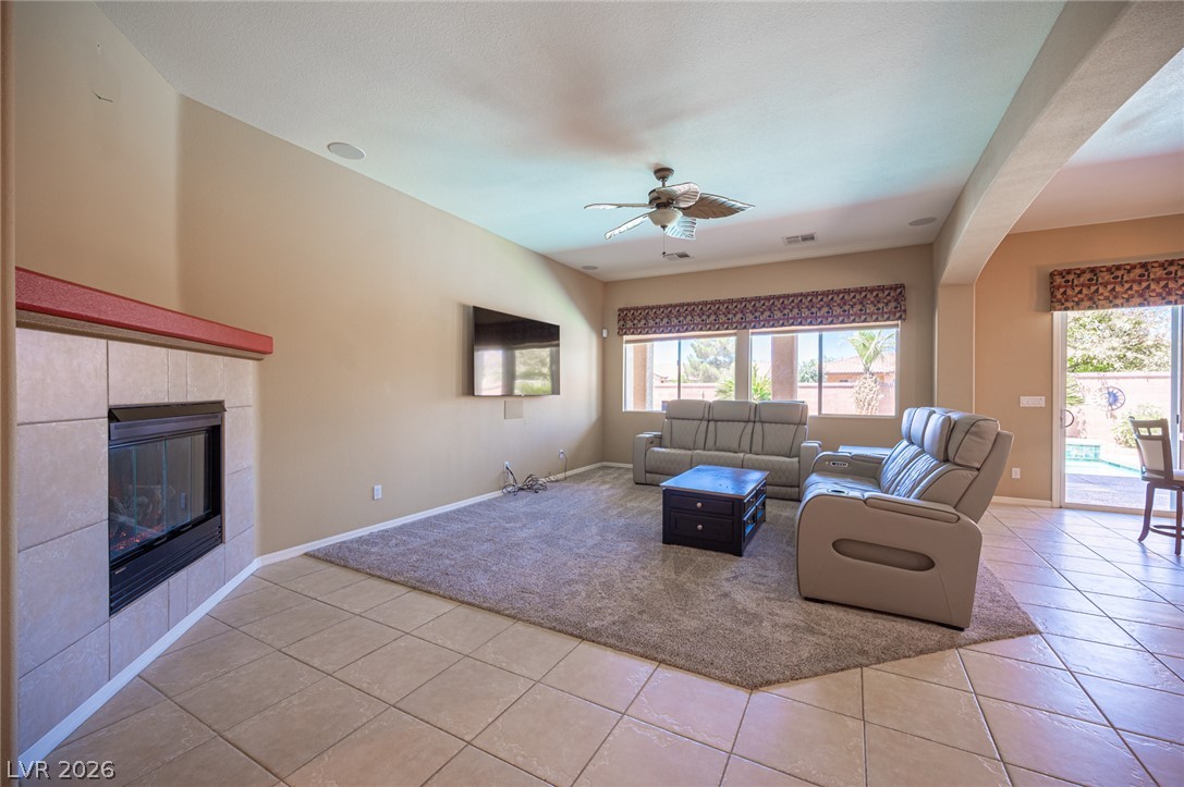 5290 La Terra Avenue