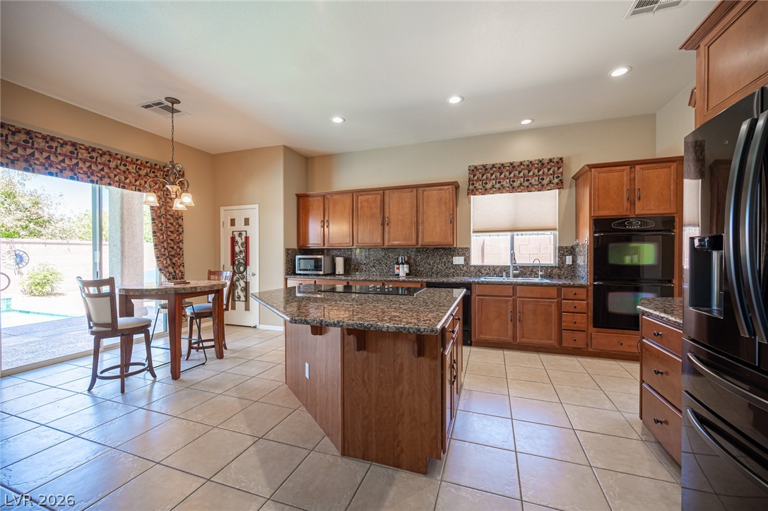 5290 La Terra Avenue