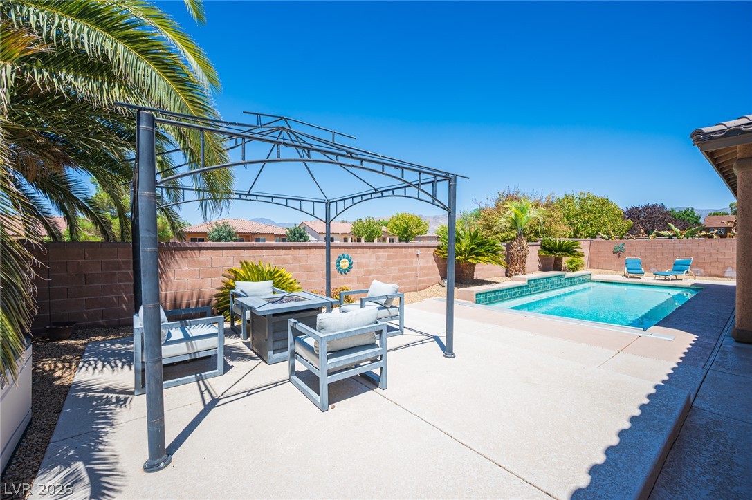 5290 La Terra Avenue