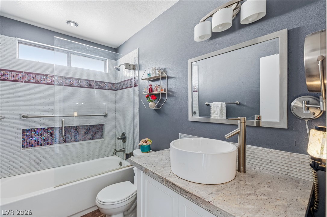 760 Thousand Oaks Drive