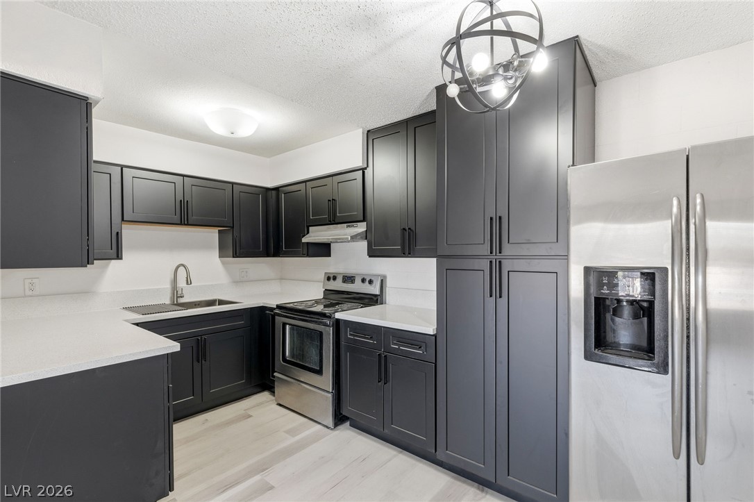 615 South Royal Crest Circle 13