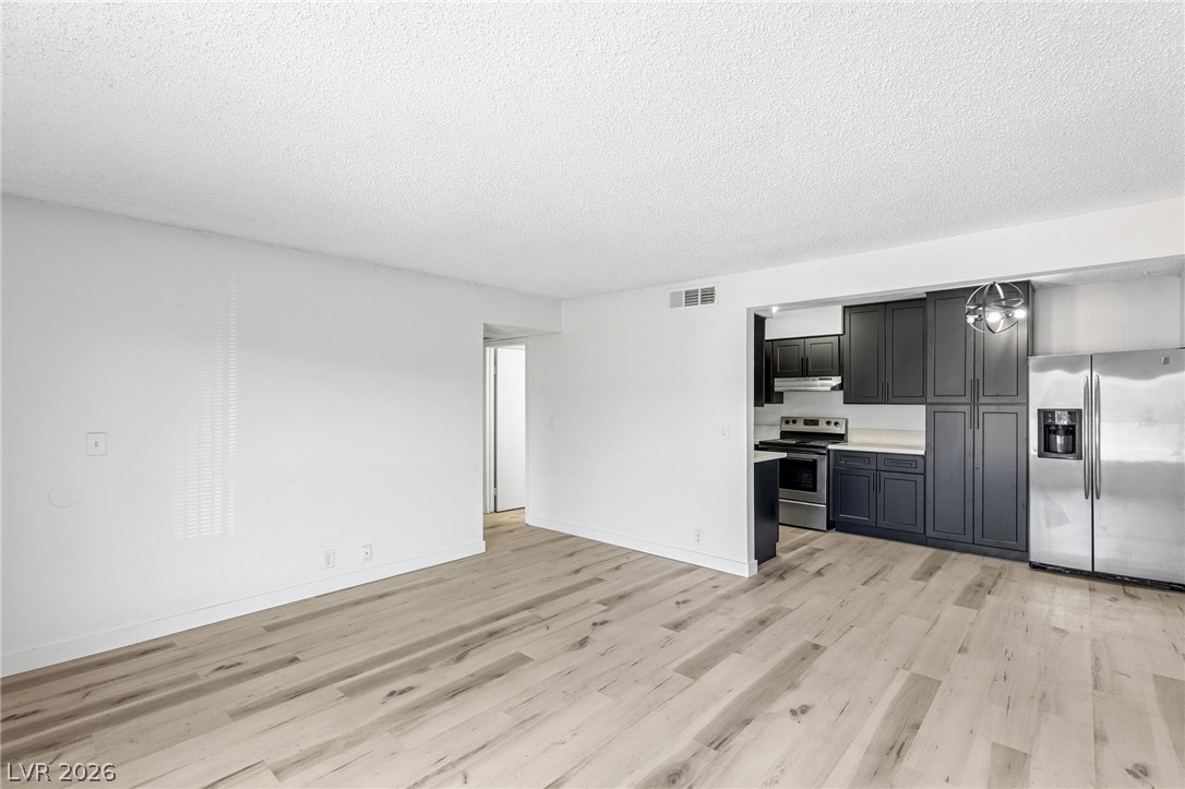 615 South Royal Crest Circle 13