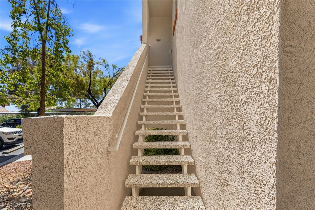 525 Indian Princess Drive 202