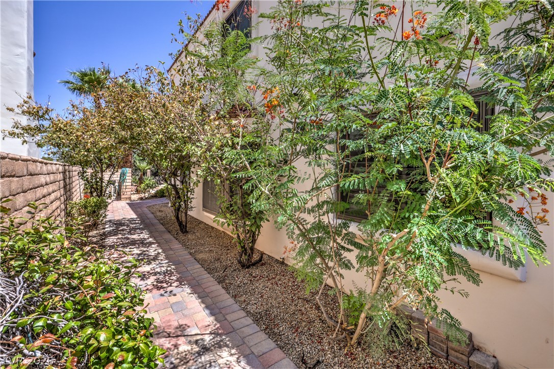 5380 Painted Sunrise Drive