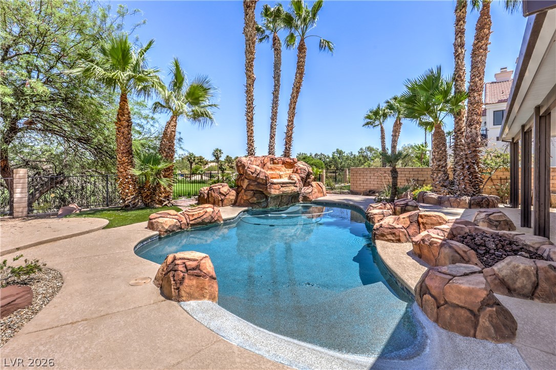 5380 Painted Sunrise Drive