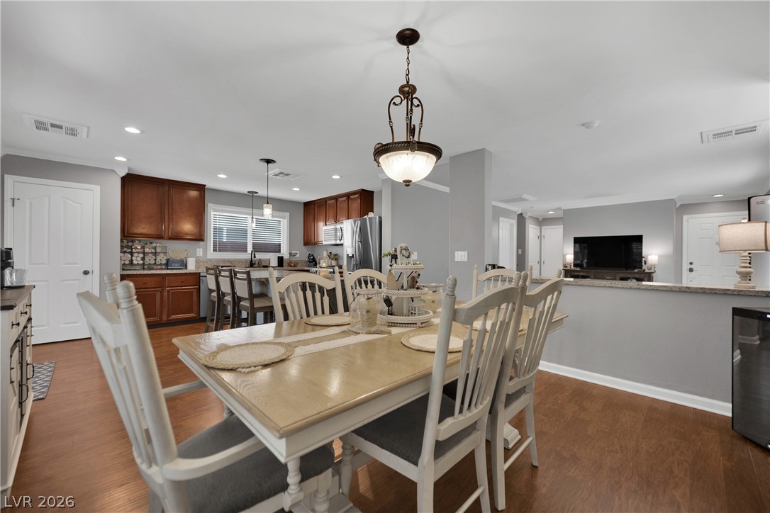 6245 Halstead Court