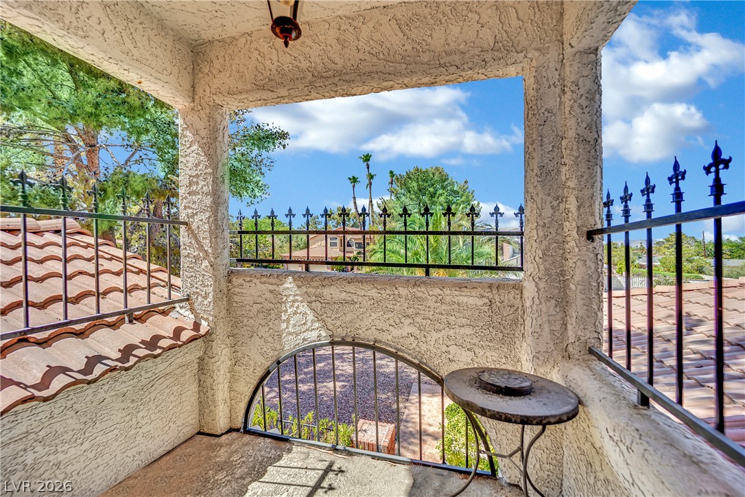 6767 Tree Haven Court
