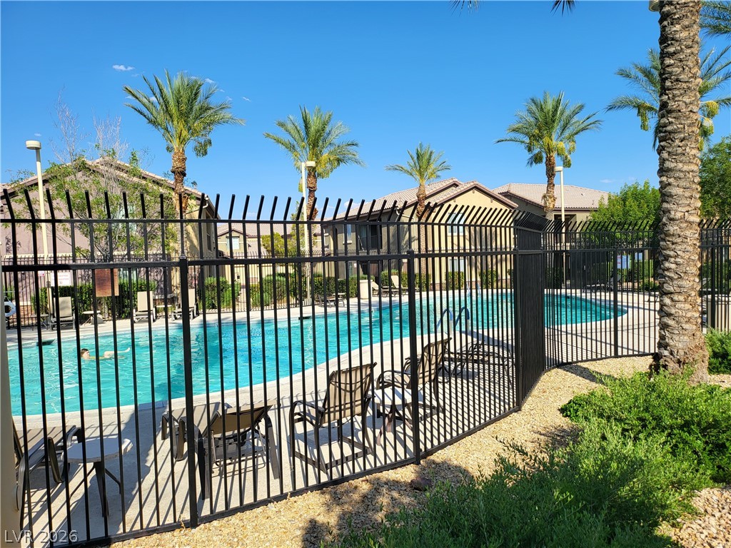 L 6868 Sky Pointe Drive 1047