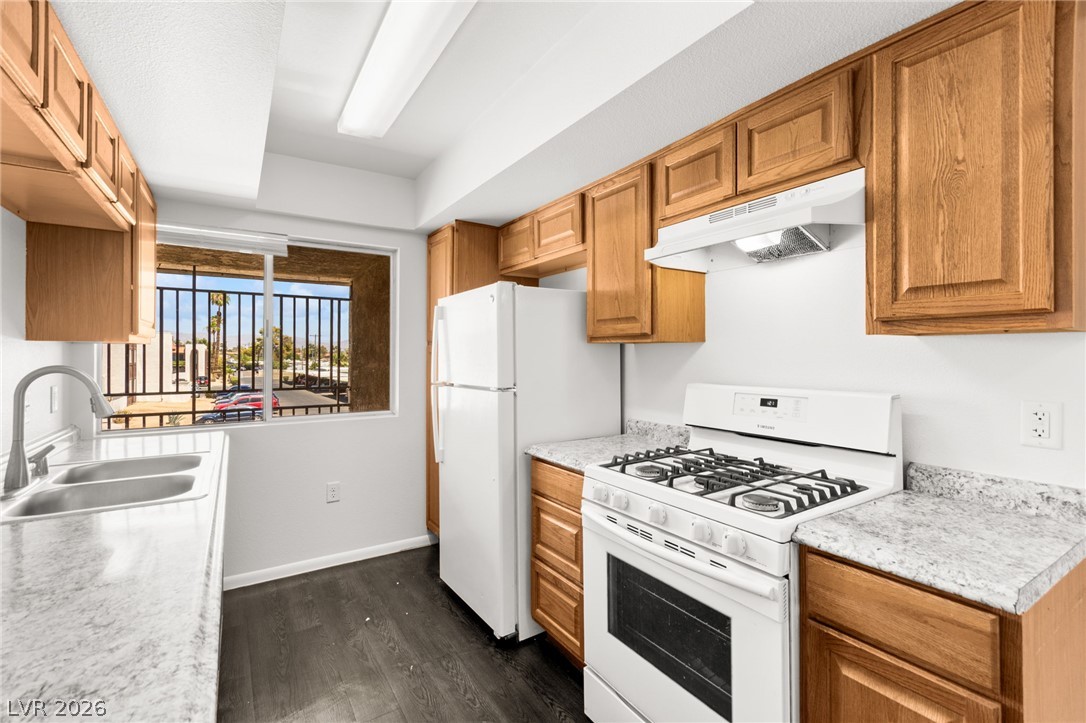 1405 Vegas Valley Drive 162