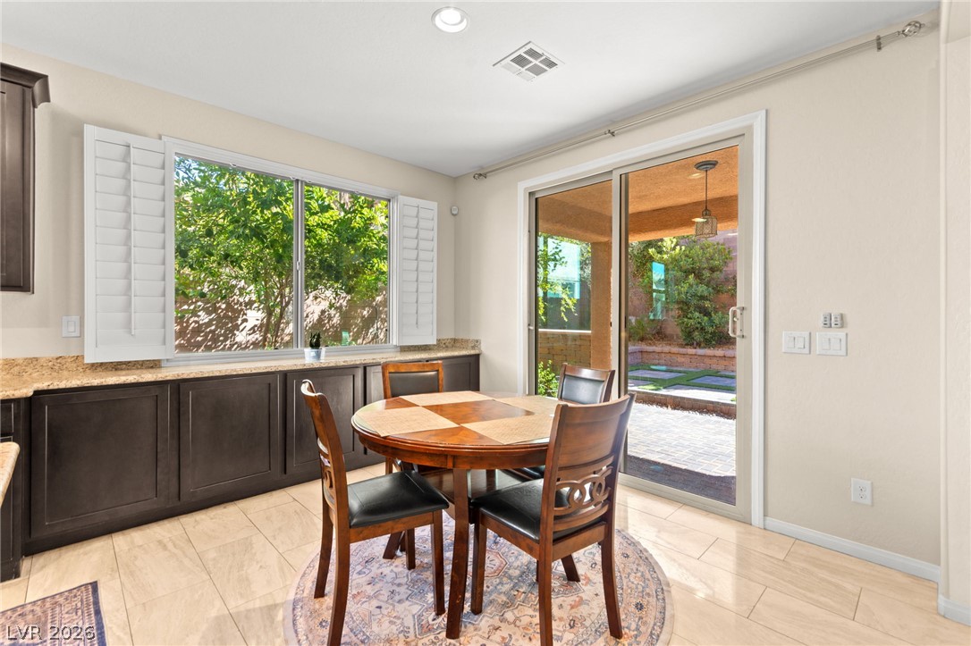 1045 Via Saint Andrea Place