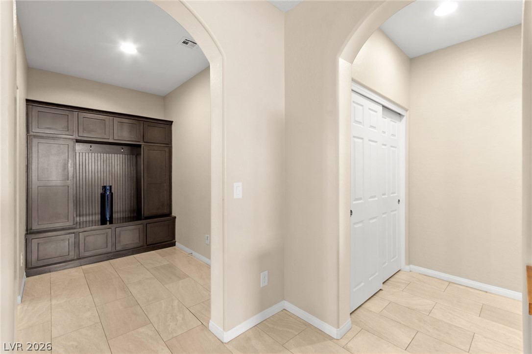 1045 Via Saint Andrea Place