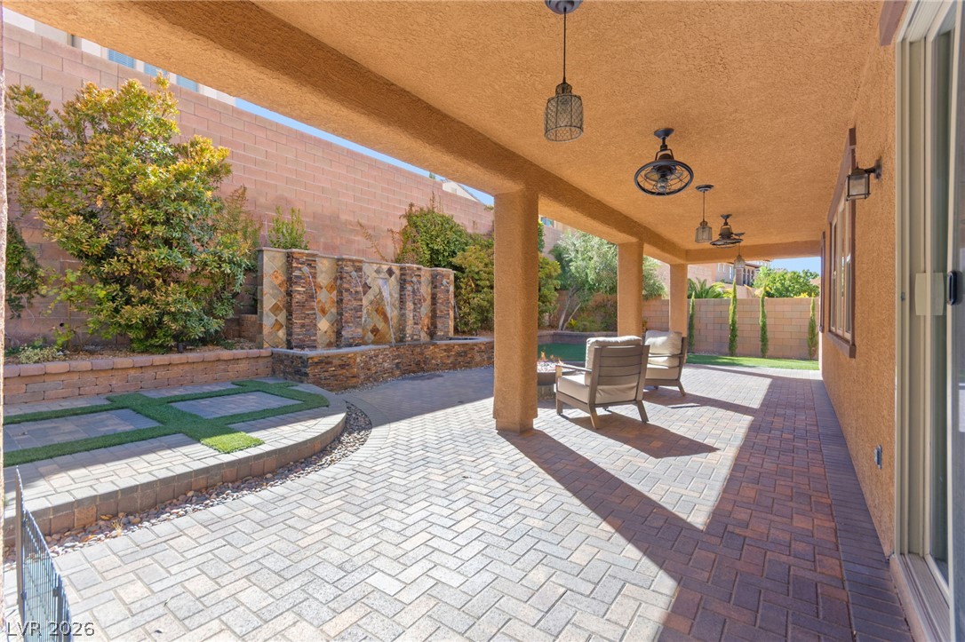 1045 Via Saint Andrea Place