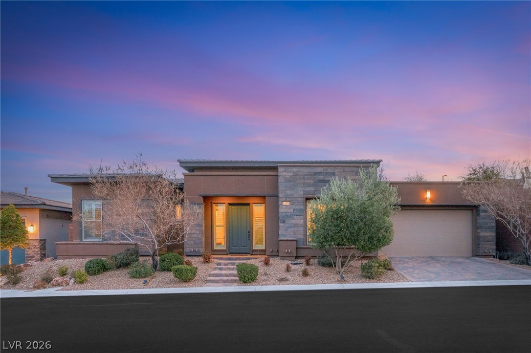 10179 Emerald Sunset Court