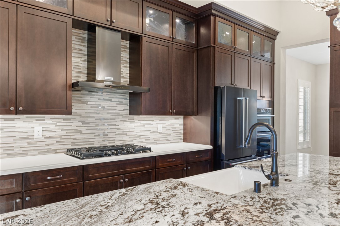 10179 Emerald Sunset Court