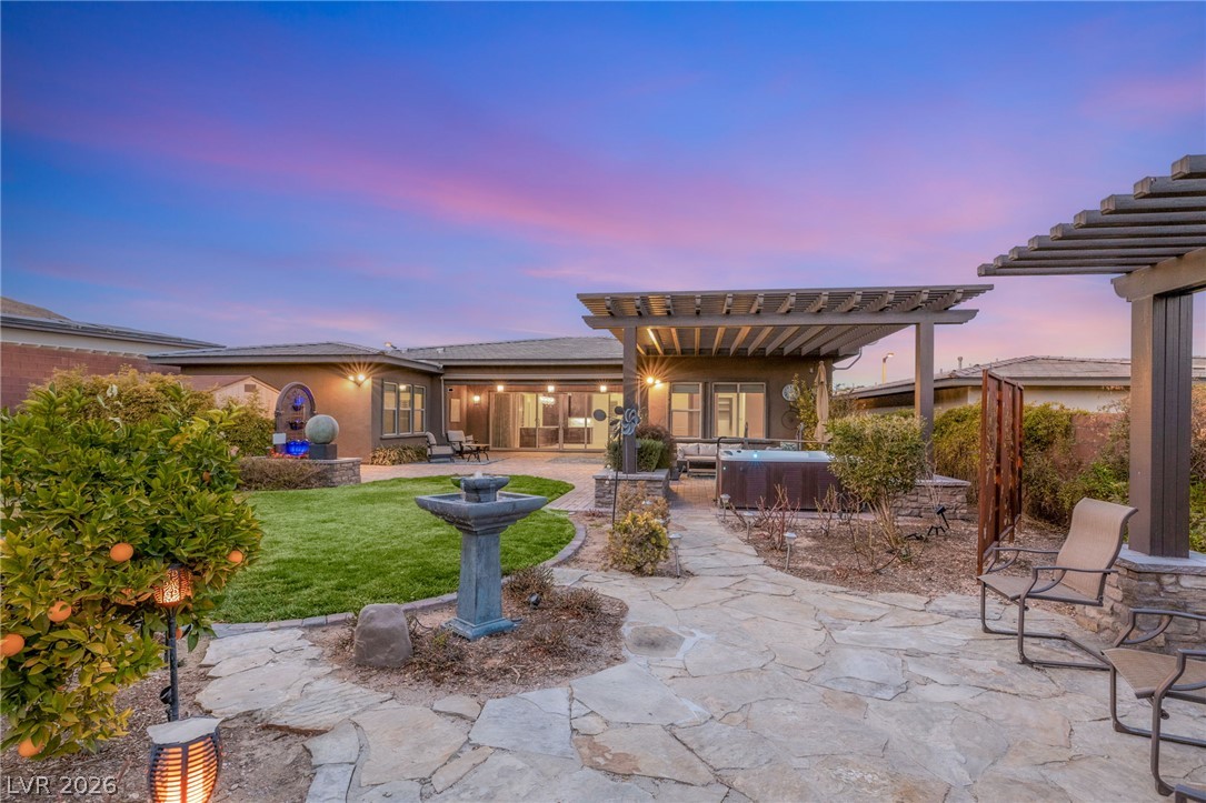 10179 Emerald Sunset Court