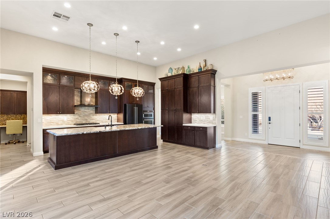 10179 Emerald Sunset Court