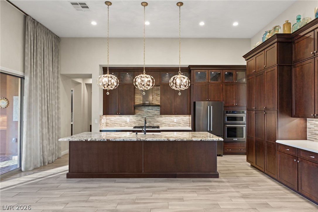 10179 Emerald Sunset Court