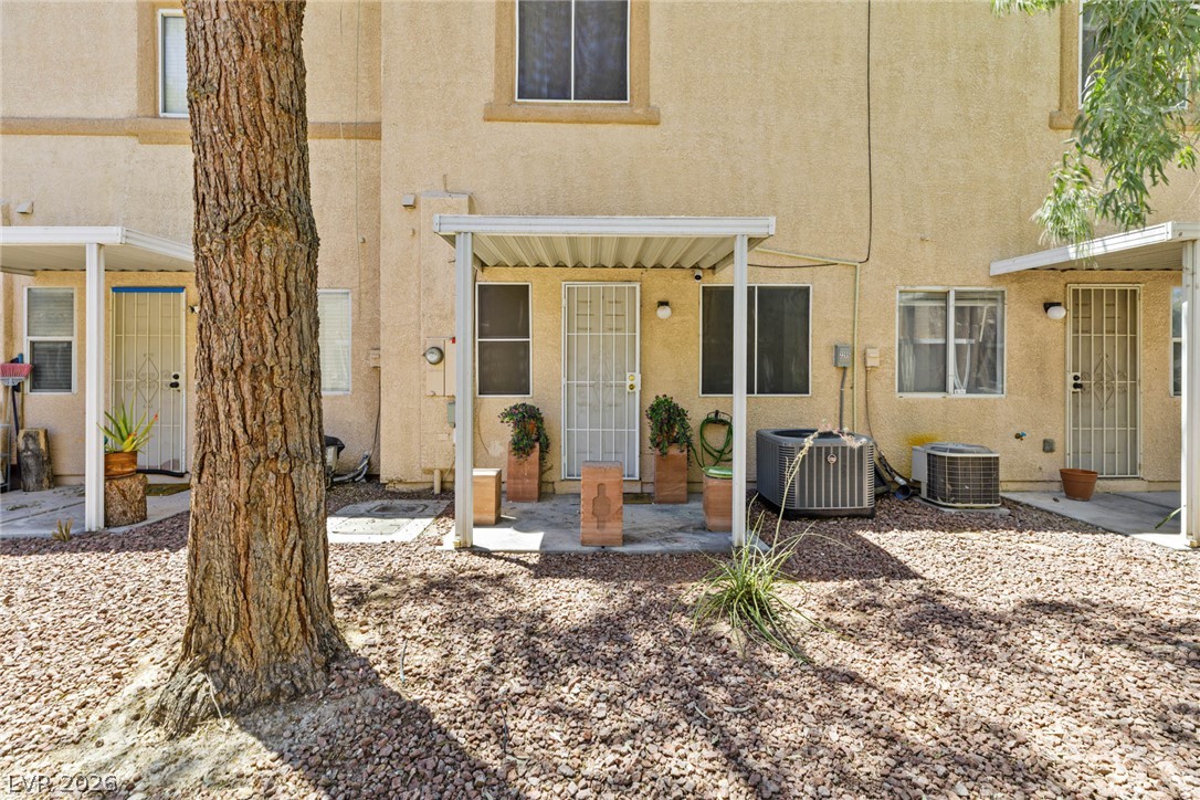2205 Sleepy Court