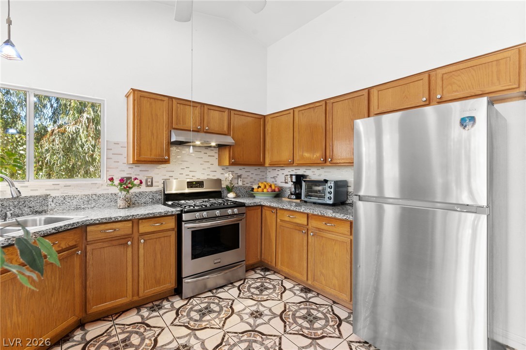 924 Ashurst Court