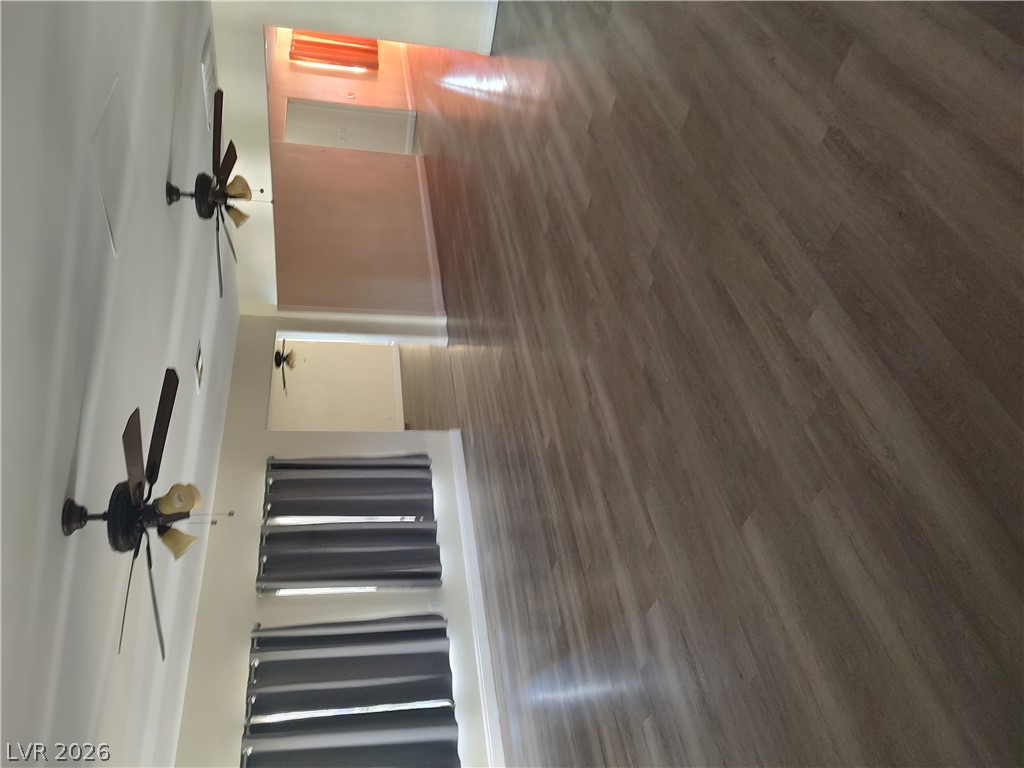 325 Park Way West