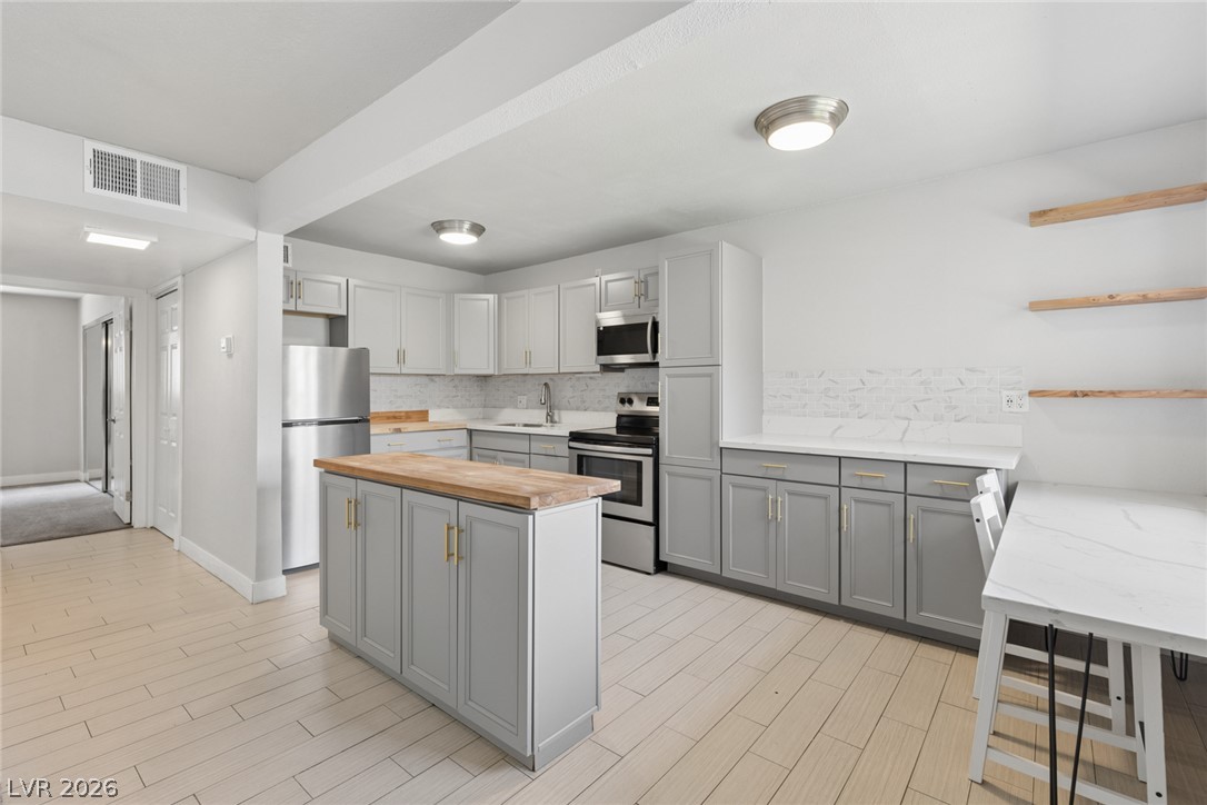 304 Orland Street 38