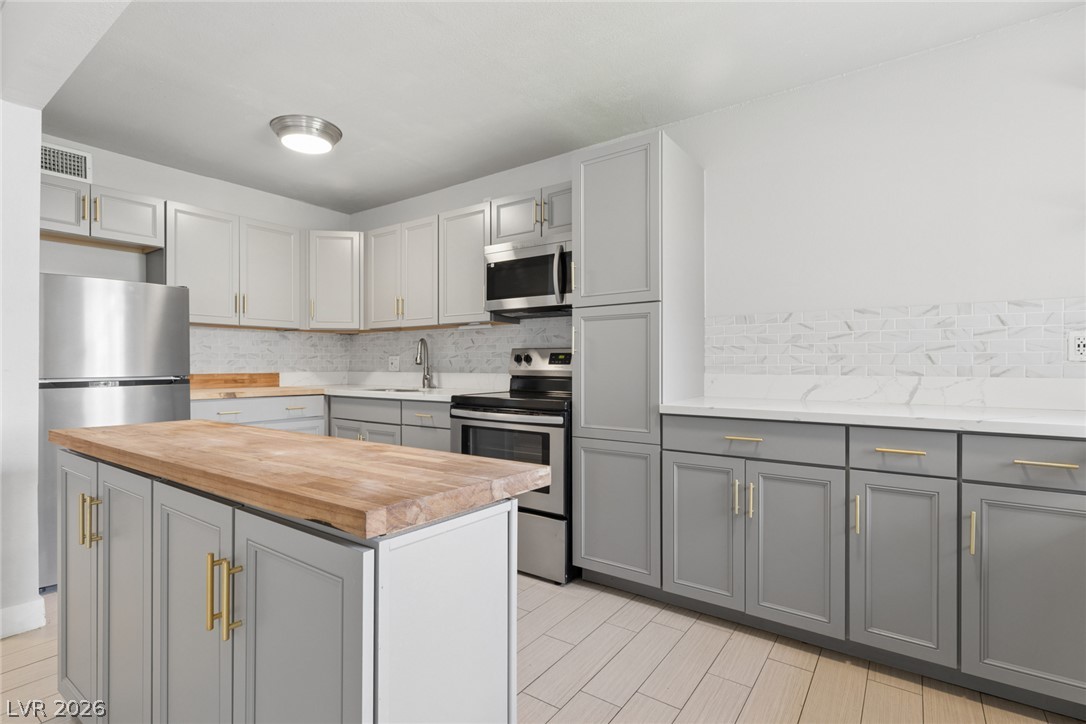 304 Orland Street 38