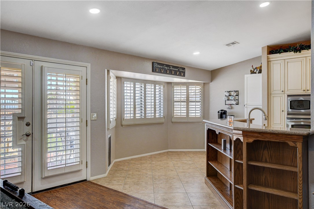 6551 Kell Lane