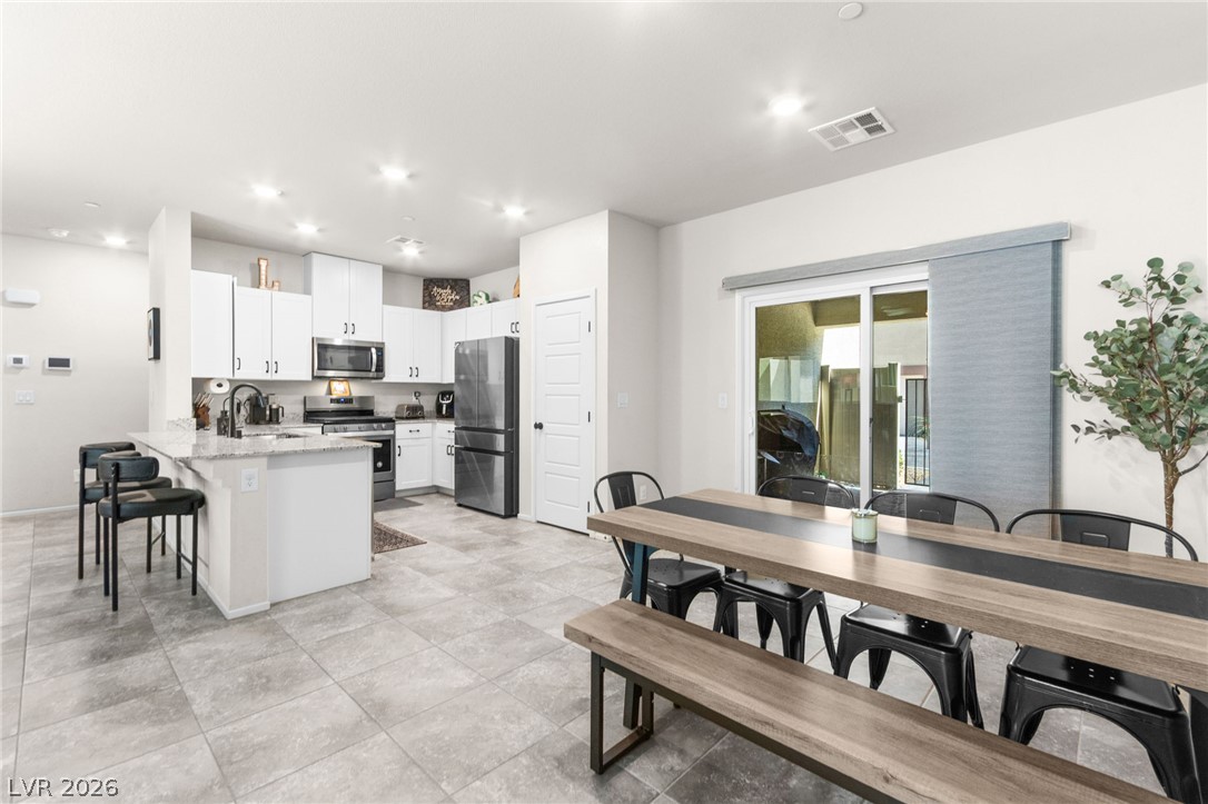 7489 Onyx Star Street