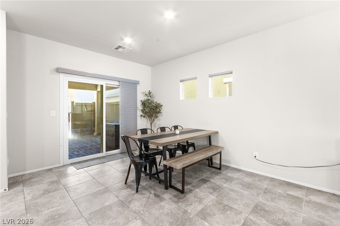 7489 Onyx Star Street