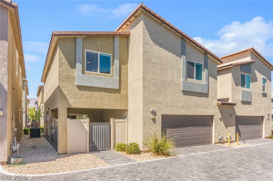 7489 Onyx Star Street