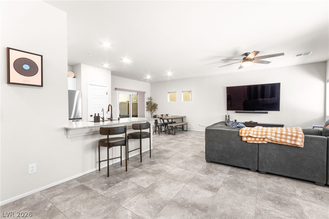7489 Onyx Star Street