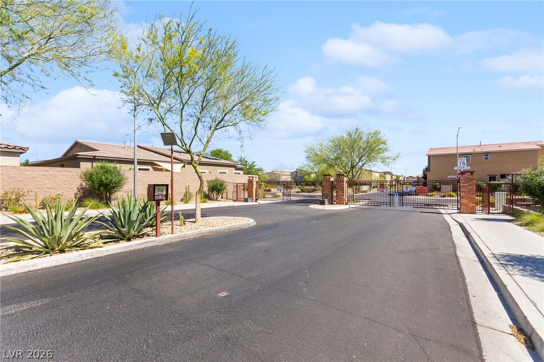 7489 Onyx Star Street