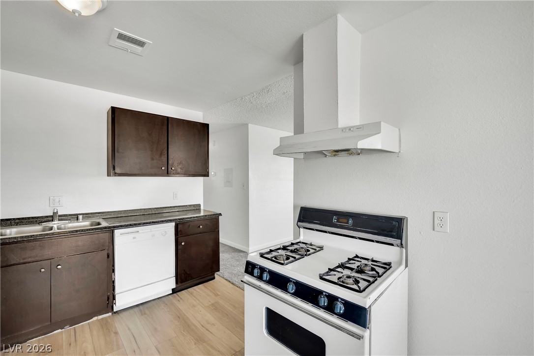 2341 Exeter Drive