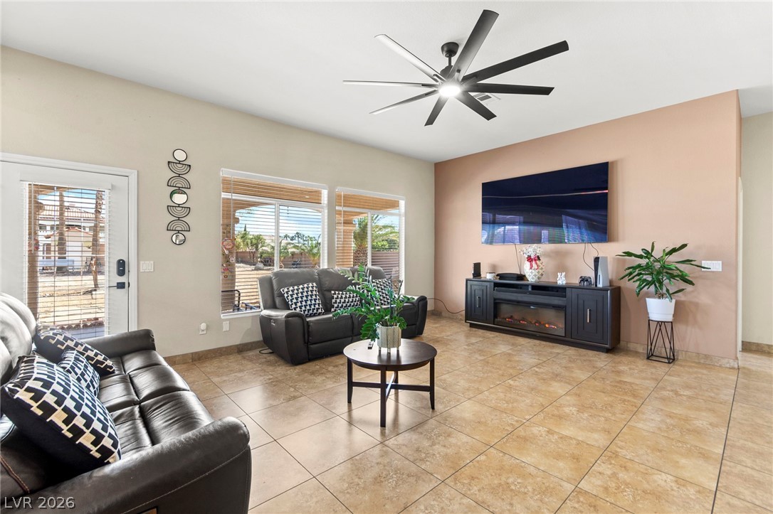 6857 Adobe Villa Avenue